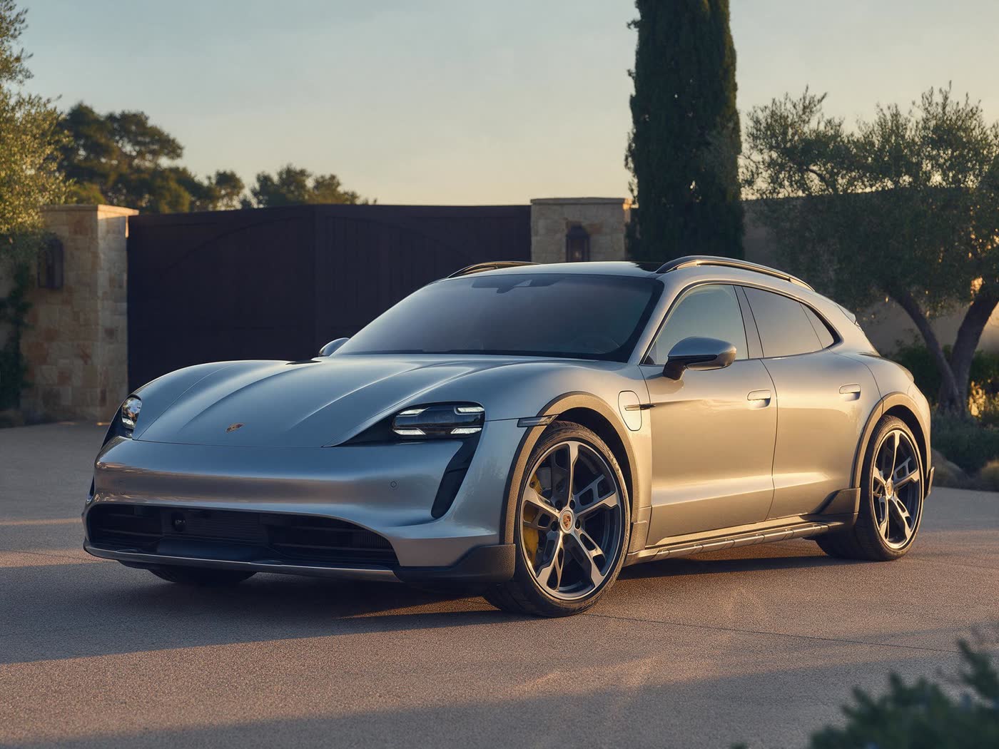 Porsche Taycan Cross Turismo